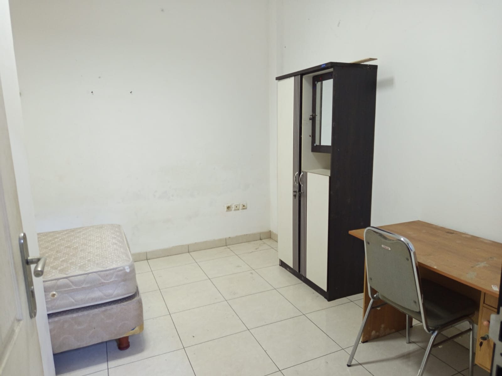Standard Room 1 — Inn Hotel Management