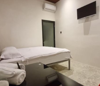 VVIP 2Person - Upper Room — Inn Hotel Management